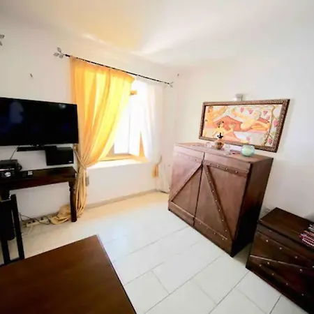 Dodo's Perivolos Отель 3*