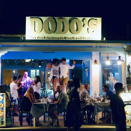 Dodo's Perivolos 3* Perivolos (Santorini)